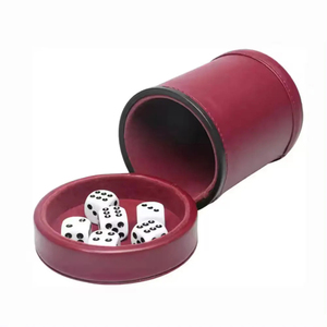 Gobelet à dés en cuir PU imprimé avec carte vintage et logo personnalisé – Ensemble de gobelets à dés ovales en cuir antique avec jetons de jeu de société - Product Image 2