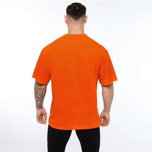 T-shirt décontracté pour homme en maille 100% polyester 100% coton T-shirt surdimensionné à motif de lettres teintées en couleur unie 100% coton - Product Image 2
