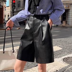 Shorts en cuir PU à taille haute et jambes larges pour femmes, automne-hiver, coupe ample, amincissants, pantalon de botte, coupe droite, longueur moyenne - Product Image 5