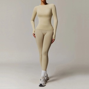 Conjunto de Yoga sin costuras para mujer, patrón sólido, 2/3 Uds., ropa deportiva para gimnasio, Top corto de manga larga, mallas de cintura alta para entrenamiento Fitness - Product Image 2