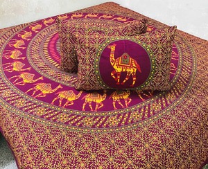 Sleep well Pillow Indian Jaipuri Camel Impreso Sábana roja 100% Algodón para su hogar Sábanas hechas a mano - Product Image 1