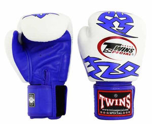 Nouvel équipement de boxe de qualité supérieure gants de boxe de poinçonnage étiquette de sangle sur mesure et impression numérique Offre Spéciale gants de boxe - Product Image 2