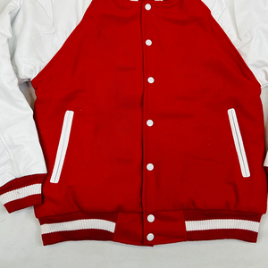 Blouson Bomber des Fondatrices de la Sororité Delta Sigma Rouge et Blanc Vêtement de Sport Grec Imperméable Haute Visibilité Style Universitaire Devant - Product Image 5