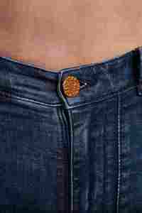 Pantalons en jean évasés pour femmes, sur mesure, OEM, denim d'hiver, poche boutonnée, respirant, jean slim pour femmes avec logo personnalisé - Product Image 3