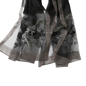 Écharpe légère en soie-coton avec broderie traditionnelle Belle conception faite à la main parfaite pour les cadeaux - Product Image 6