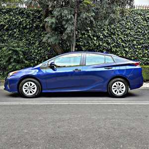 Toyota Prius Base 2018 Usado en Excelentes Condiciones - Product Image 3