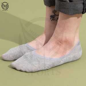 OEM alta calidad bajo MOQ Medias algodón deporte hombres calcetines personalizados equipo bordado personalizado Impresión logotipo calcetines personalizados - Product Image 2
