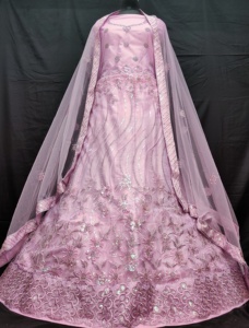 B2B ตาข่ายโชลีสไตล์โมเดิร์น lehenga choli 2.8เมตร Flair 1.2เมตรงานเลื่อมหนัก dupatta ยาวสีชมพูพีชสำหรับปาร์ตี้ฤดูร้อน - Product Image 6