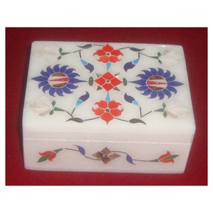 Pure <b>White</b> Makrana Marble Inlaid <b>Box</b> and <b>White</b> Stone Made Pacchekari Work Ramadan Festival <b>Gifting</b> Purpose <b>Box</b> - Product Image 1