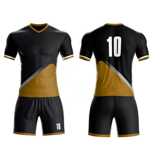 Uniforme de fútbol de poliéster con cuello redondo hecho a medida, ropa deportiva transpirable sublimada con tecnología de corte automatizado - Product Image 1