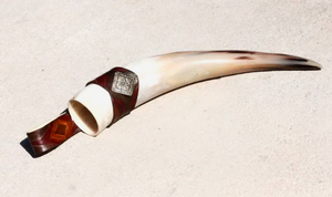 Cuerno vikingo natural 100% de buena calidad Cuerno para beber artesanías naturales con soporte de cuero Cuerno para beber elegante y duradero - Product Image 4
