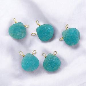 Colgantes de Esmeralda verde teñidos tallados en forma de corazón de 12mm, abalorios de Esmeralda envueltos en alambre chapado en oro y plata de ley, regalo para ella - Product Image 3