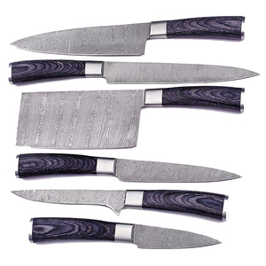 Ensemble de couteaux de chef en acier Damas fait main, lames entièrement forgées, cinq pièces, design ambidextre, manches en bois, haute durabilité pour un usage quotidien - Product Image 5
