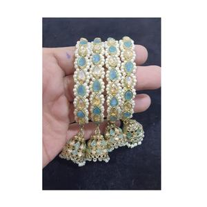 Haute sur demande Classic Kundan Latkan Bangles Bijoux de mariage exquis pour les femmes disponibles à un prix abordable de l'Inde - Product Image 1