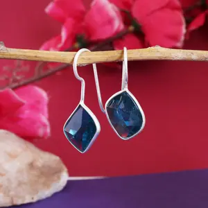 Boucles d'oreilles pendantes en argent 925 pour femmes, polies, avec pierre précieuse bleue, cadeau - Product Image 2