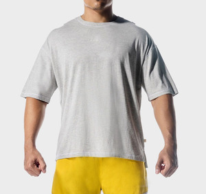 Arrivée Différents Styles Coton/Polyester Confortable T-shirt Surdimensionné Vêtements d'extérieur Offre Spéciale Hommes T-shirt en vente libre - Product Image 4