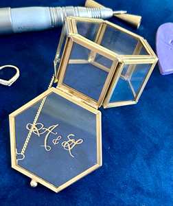 กล่องใส่แหวนแก้วดีไซน์ยอดนิยมอุปกรณ์จัดระเบียบเครื่องประดับทำจากแก้วและโลหะสีทองกรอบขัดมันสำหรับเป็นของขวัญแต่งงาน - Product Image 5