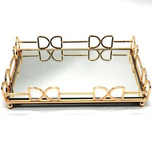 Bandeja de lujo con espejo de calavera dorada, bandejas decorativas redondas de metal para servir, bandeja de joyería de latón antiguo al por mayor, decoración para mesa de centro - Product Image 6