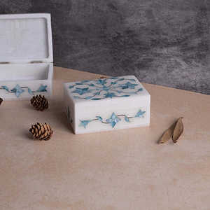 Boîte à bijoux en marbre multicolore artisanale et durable, dimensions 10x4.5x7.5cm, pour le rangement des bijoux - Product Image 5