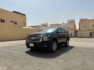 2020 Used Chevrolet Tahoe EVROLET V8 with Turbo Engine Leather Seats ACC Cruise <b>Control</b> R20 Tire Size FWD Drive - Product Image 2