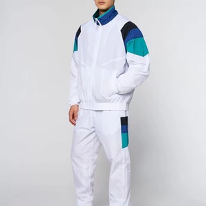 Combinaison de jogging avec logo personnalisé ensemble de survêtements coupe-vent avec fermeture éclair pour hommes surdimensionnés surdimensionnés en nylon survêtement coupe-vent pour hommes - Product Image 1