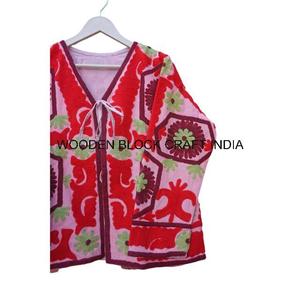 Suéter Rajastan Hecho a Mano con Bordado Suzani de Algodón con Diseño Floral, Ecológico, Transpirable, Grueso, para Invierno, Corte Regular, Cuello en V - Product Image 3