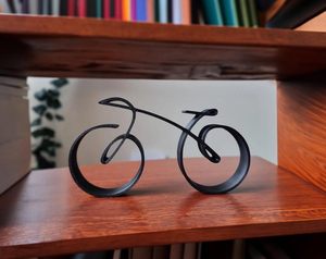 Cycles de pièce maîtresse de table en métal artisanal en vente chaude pour les décorations de maison et de bureau aux prix de gros de l'Inde - Product Image 4