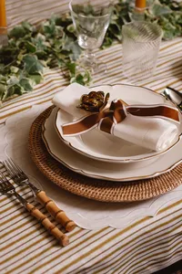 Napperons tissés en rotin au meilleur prix napperons fleur pour table à manger décor de table napperons ratan de noël napperons OEM du Vietnam - Product Image 4