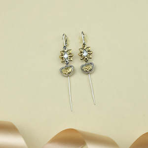 Anokhi Fusion Kundan ต่างหูแบบย้อนยุคต่างหูเพชรเพทายปักหมุดสำหรับงานแต่งงานงานปาร์ตี้เครื่องประดับทองเหลือง - Product Image 2