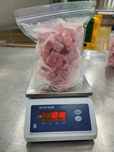 Fruta de dragón congelada preparada para exportación con sabor completo y color atractivo lista para usar en batidos jugos o postres - Product Image 2