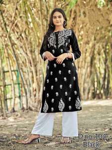 Hot Selling High Quality Beautiful Designer Silk <b>Lehenga</b> <b>Top</b> Dupatta Set Embroidery Work Georgette Fabric Reversible Wrinkle - Product Image 4