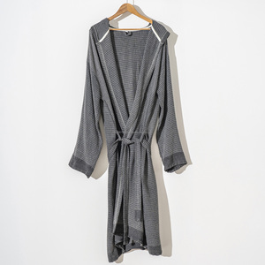 Albornoz de algodón lavado a la piedra Urgup hecho en Turquía tela transpirable peso ligero secado rápido verano todo el año ropa de dormir ropa de salón - Product Image 1