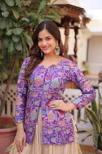 Lehenga Choli pour mariage, événements, prix de gros, vêtements traditionnels indiens et pakistanais, matériaux recyclés, sans plis, élégant - Product Image 2
