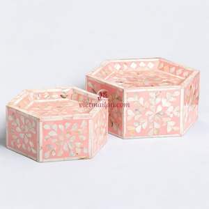 Support à gâteau en nacre fait à la main pour la présentation de gâteaux, usage domestique et événements, en provenance du Vietnam - Product Image 1