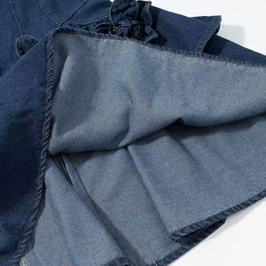 Robe mini en jean sans manches pour femme, avec appliques florales, ourlet à volants superposés, haut corset moulant sexy avec logo frontal pour l'été - Product Image 2