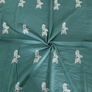 Telas Personalizadas Diseñadas para Aplicaciones Textiles Versátiles que Apoyan Proyectos Creativos con Textura Consistente de la India - Product Image 2