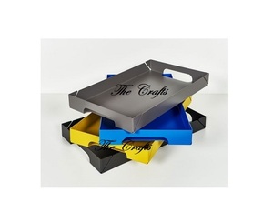 Ensemble de plateau de collations au chocolat en fer de quatre plateaux de service de nourriture de forme rectangulaire de couleur différente à des prix acceptables - Product Image 1