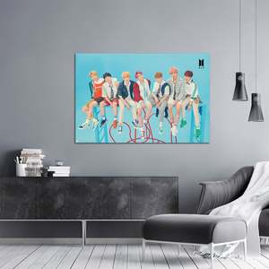 Poster numérique BTS bleu imprimé, style défilement suspendu, en polyester durable - Product Image 3
