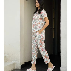 Conjunto indio de pijama de algodón hecho a mano, ropa de dormir de verano con estampado de bloques para mujer, ropa de descanso nupcial personalizada, regalo de boda ODM - Product Image 1