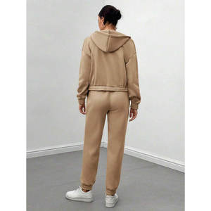 Conjunto Deportivo de Invierno para Mujer con Logotipo Personalizado, Sudadera con Capucha de Algodón y Forro Polar, Ropa Deportiva Informal para Fitness y Jogging, Venta al Por Mayor - Product Image 2