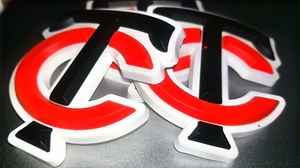 Champ King Pare-chocs personnalisés pour casque de baseball avec résine PVC, adhésif 3M, ruban adhésif double face 2D/3D pour logos d'équipe - Product Image 5