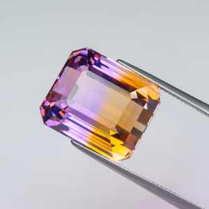 Ametrine naturelle de haute qualité, pierre précieuse en vrac, faite à la main, avec un contenu élevé en cristaux de diamant, excellente pour les bijoux fins, Mehrajudin Gems - Product Image 1