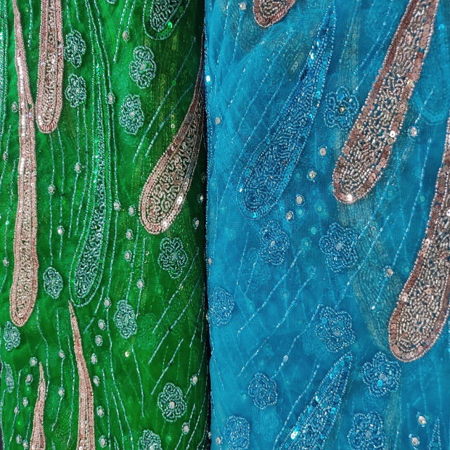 สีเขียวและสีฟ้า