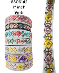 Cordones Bordados florales multicolores de primera calidad hechos a medida para cada ocasión. Ideal para vestidos de novia vestidos de alta costura - Product Image 5