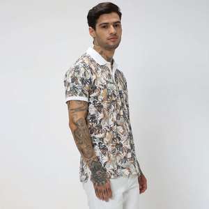 Camiseta con gráfico Polo de ajuste estándar para hombre con logotipo bordado personalizado de alta calidad para hombre - Product Image 5