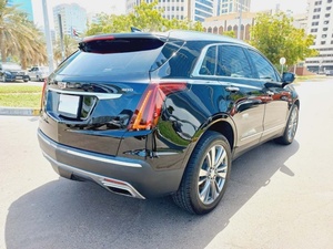 2021 d'occasion Cadillac XT5 3.6L V6 SUV conduite à gauche lumière intérieur R20 pneus essence moteur à essence Turbo Auto sièges en cuir FWD Gear - Product Image 2
