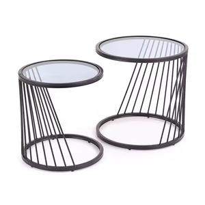 Tables d'appoint et d'extrémité en métal et aluminium moulé S/2 de haute qualité en or antique pour la décoration intérieure - Product Image 5