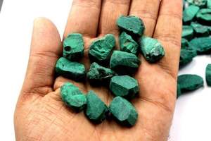 อัญมณีมาลาไคต์ธรรมชาติขนาด18-20มม. คริสตัลบำบัดที่เป็นเอกลักษณ์5ชิ้นอัญมณีกึ่งหลวมที่ไม่ผ่านการบำบัดสวยงามจริงๆ - Product Image 5