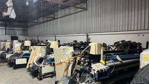 Omni Plus 800 Airjet Loom con para Staubli Cam 340cm Ancho 2 colores y prebobinadora - Product Image 2