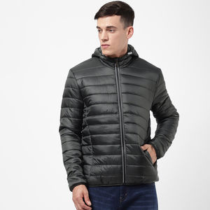 Veste matelassée à col montant à manches longues de style streetwear pour homme, best-seller, de haute qualité, manteau d'hiver à capuche, fabricant - Product Image 1